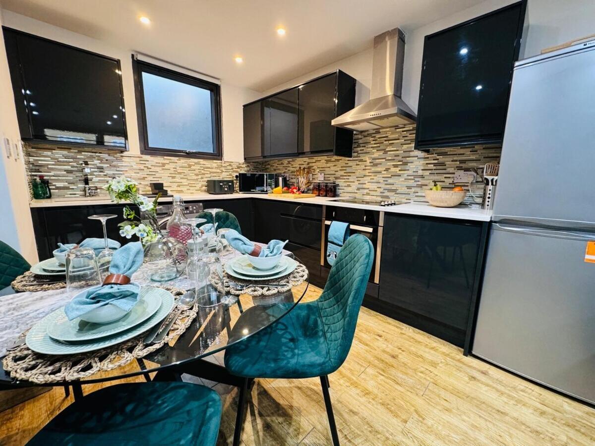 The Edge Ft4 Apartment London Ngoại thất bức ảnh