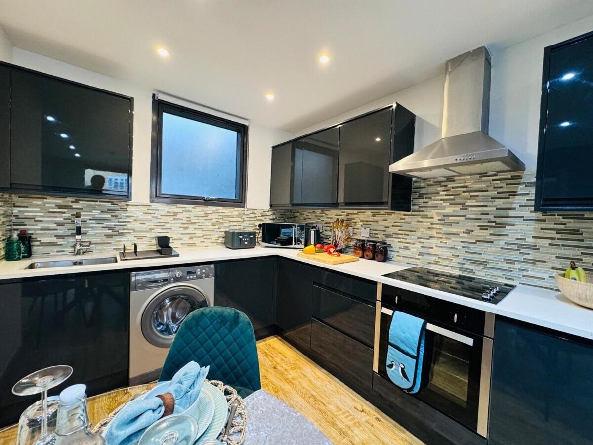 The Edge Ft4 Apartment London Ngoại thất bức ảnh